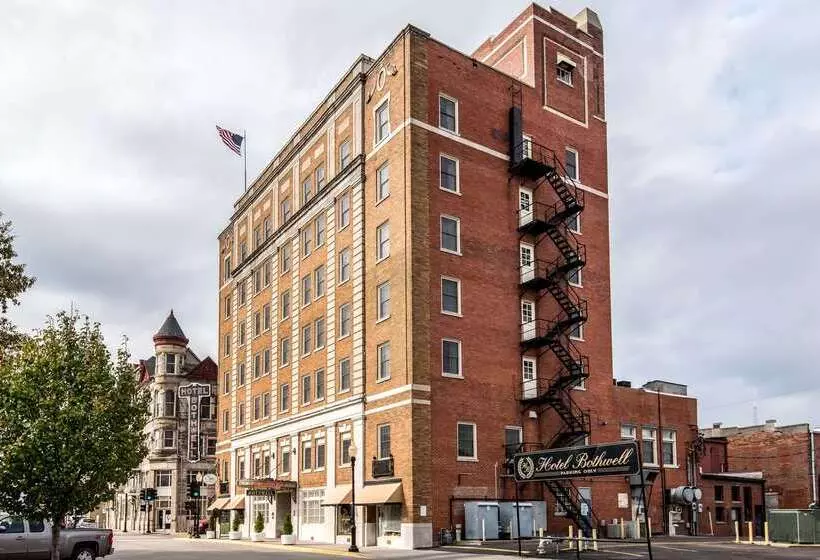 Bothwell Sedalia Central District, Ascend Hotel Collection