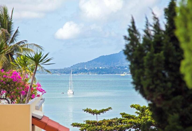 בית מלון כפרי By The Sea