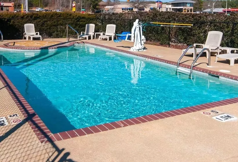 ホテル Comfort Inn & Suites