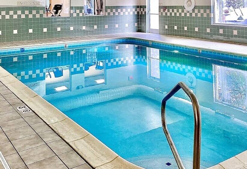 فندق Country Inn & Suites By Radisson, Cincinnati Airport, Ky