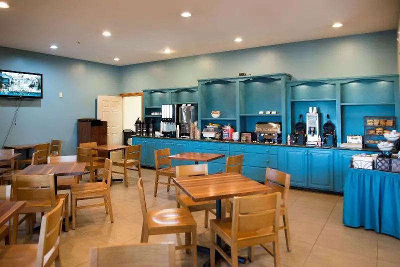 호텔 Country Inn & Suites By Radisson, Effingham, Il