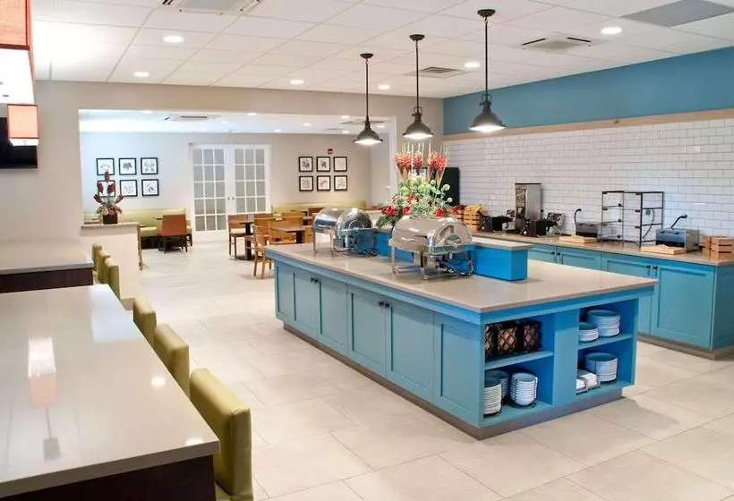 Отель Country Inn & Suites By Radisson, Lewisburg, Pa