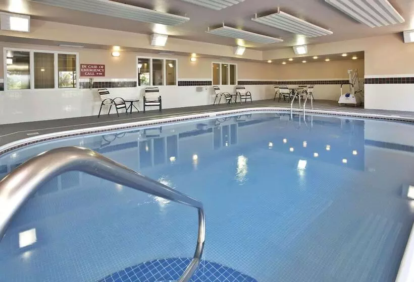 호텔 Country Inn & Suites By Radisson, Marion, Oh