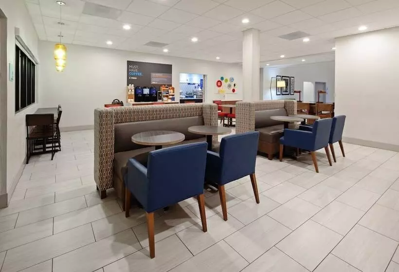 Отель Holiday Inn Express & Suites Rancho Mirage Palm Spgs Area, An Ihg