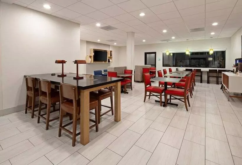 Отель Holiday Inn Express & Suites Rancho Mirage Palm Spgs Area, An Ihg