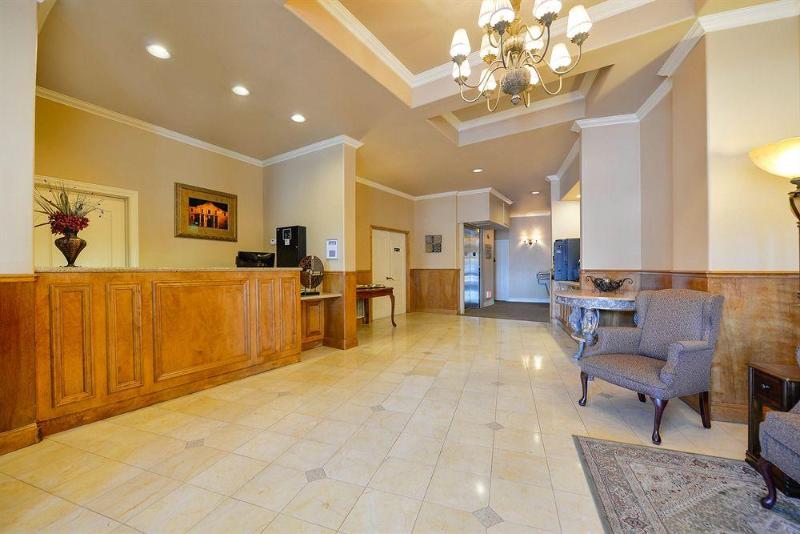 هتل O Brien Riverwalk Boutique