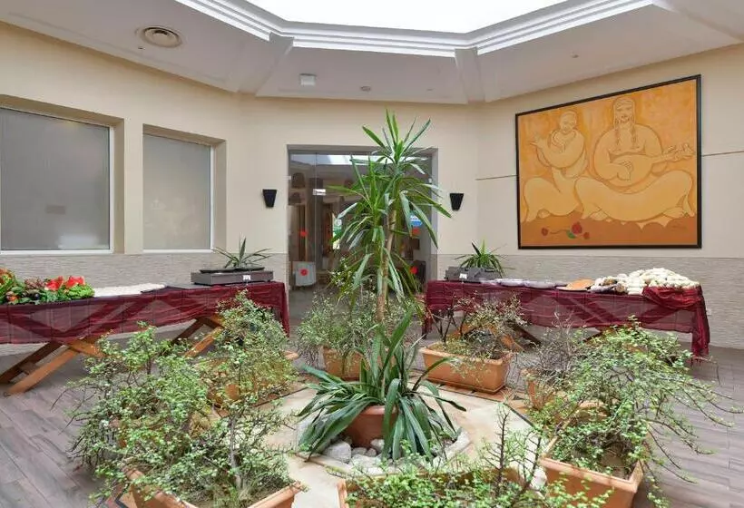 هتل Skanes Serail