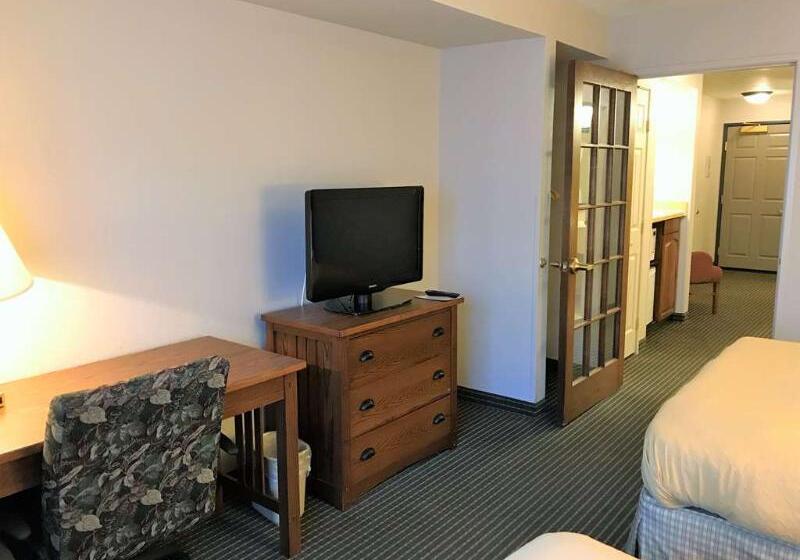 בית מלון כפרי Holiday Inn Express & Suites Zion By Ihg