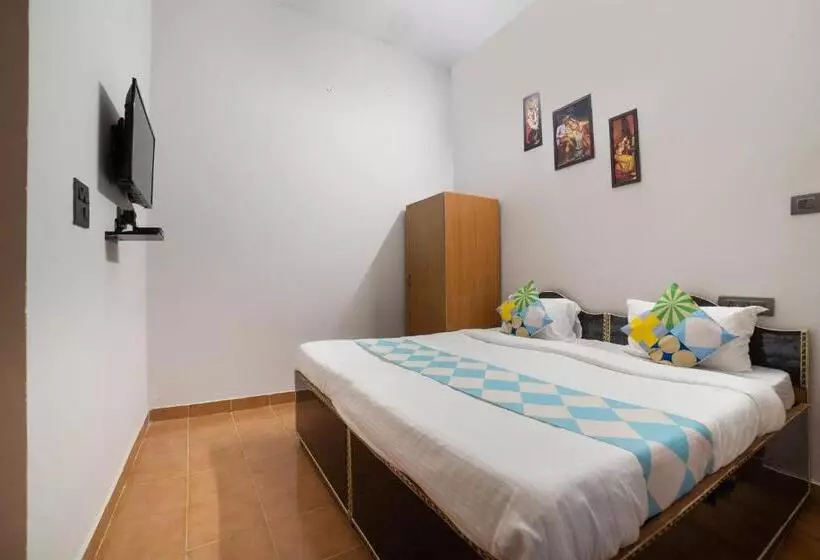 ペンション Oyo Home 71857 Gautam Villa