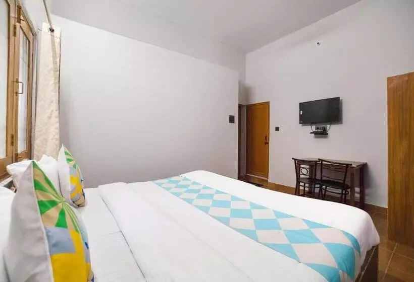 ペンション Oyo Home 71857 Gautam Villa