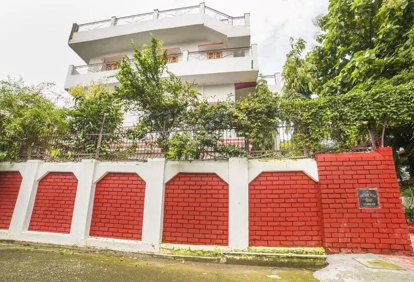 ペンション Oyo Home 71857 Gautam Villa