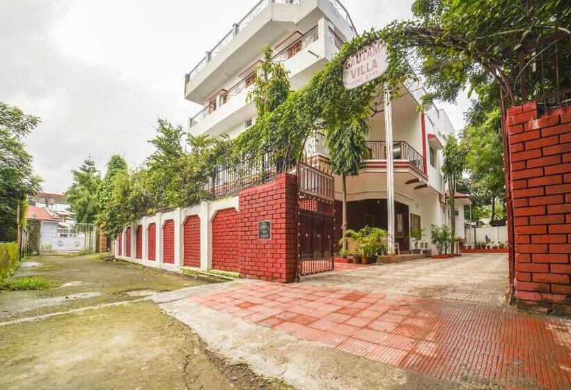 펜션 Oyo Home 71857 Gautam Villa