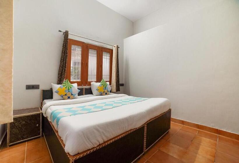 펜션 Oyo Home 71857 Gautam Villa