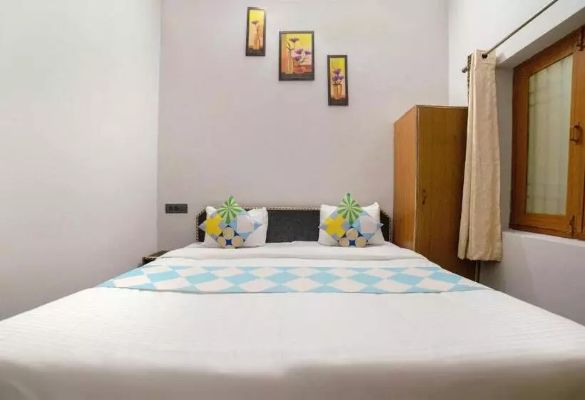 ペンション Oyo Home 71857 Gautam Villa