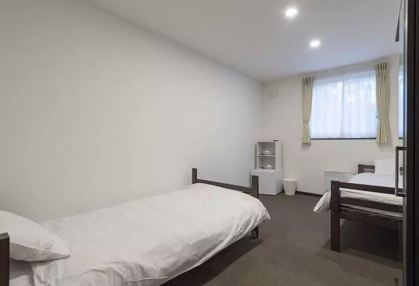 ユースホステル Niseko Wow Lodge