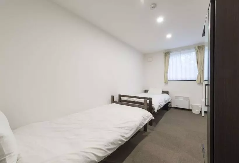 ユースホステル Niseko Wow Lodge