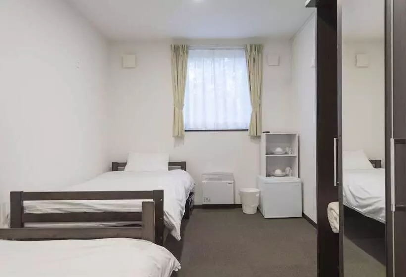 ユースホステル Niseko Wow Lodge