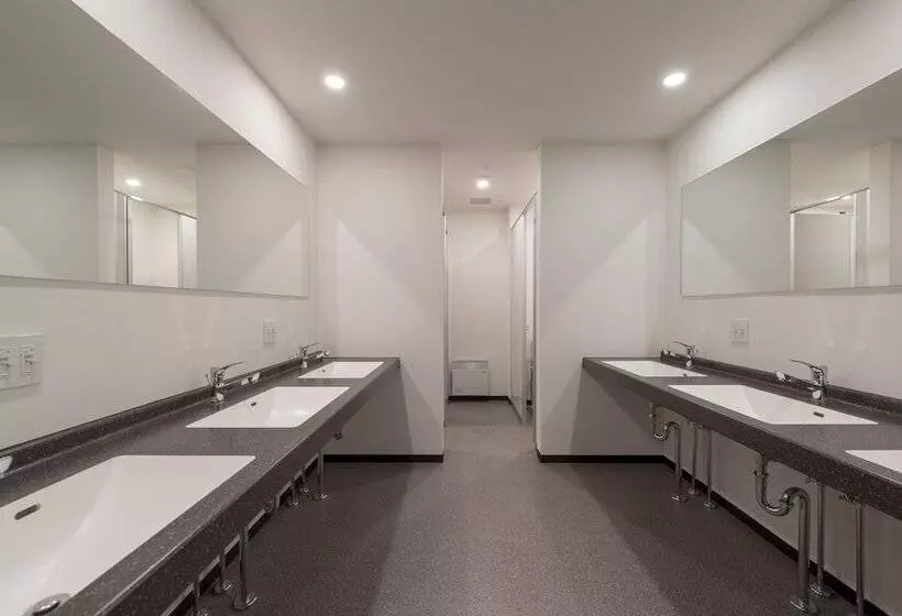 ユースホステル Niseko Wow Lodge