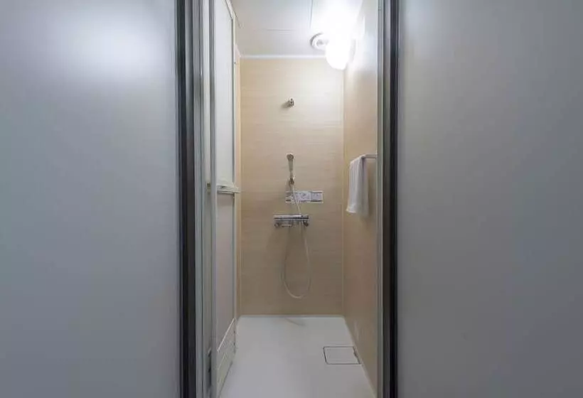 ユースホステル Niseko Wow Lodge