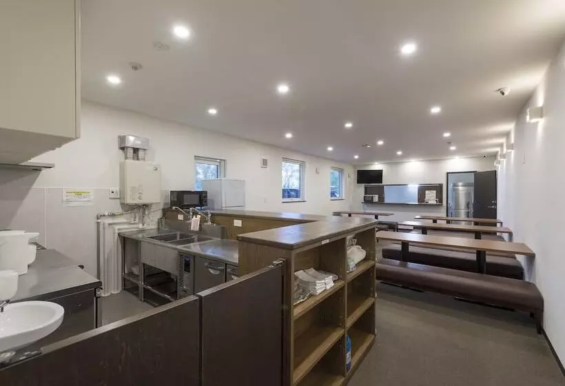 ユースホステル Niseko Wow Lodge