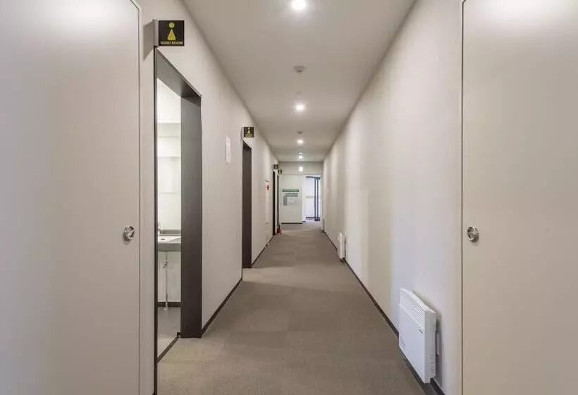 ユースホステル Niseko Wow Lodge