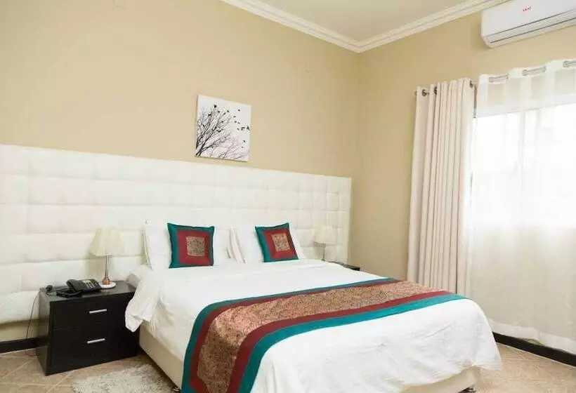 تختخواب و صبحانه Royal Residencial