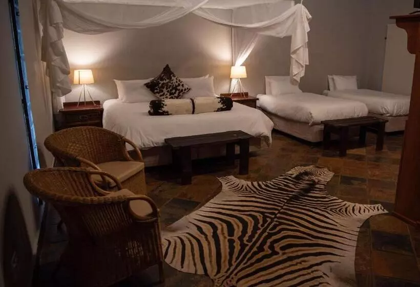 ホテル Morakane Safari Lodge