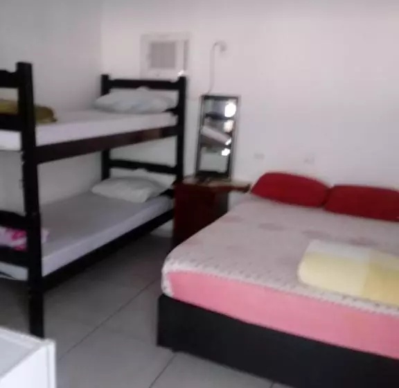 پانسیون Pousada Aloha Santos