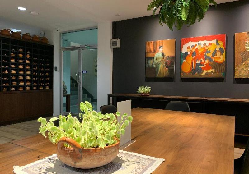 Br Hotel & Residence