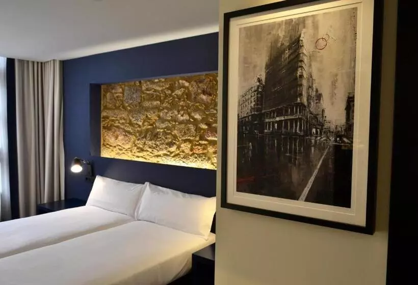 Hotelli Alda Galeria Coruna