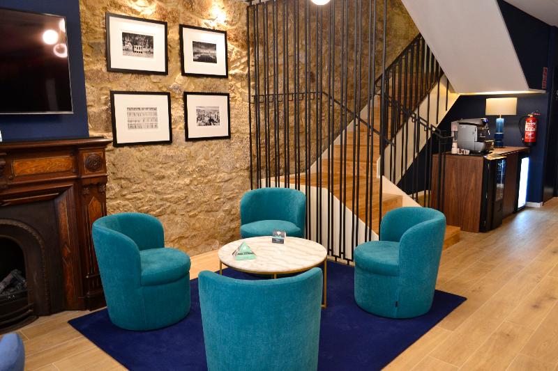 هتل Alda Galeria Coruna