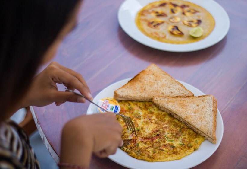 호텔 Bali 85 Beach Inn