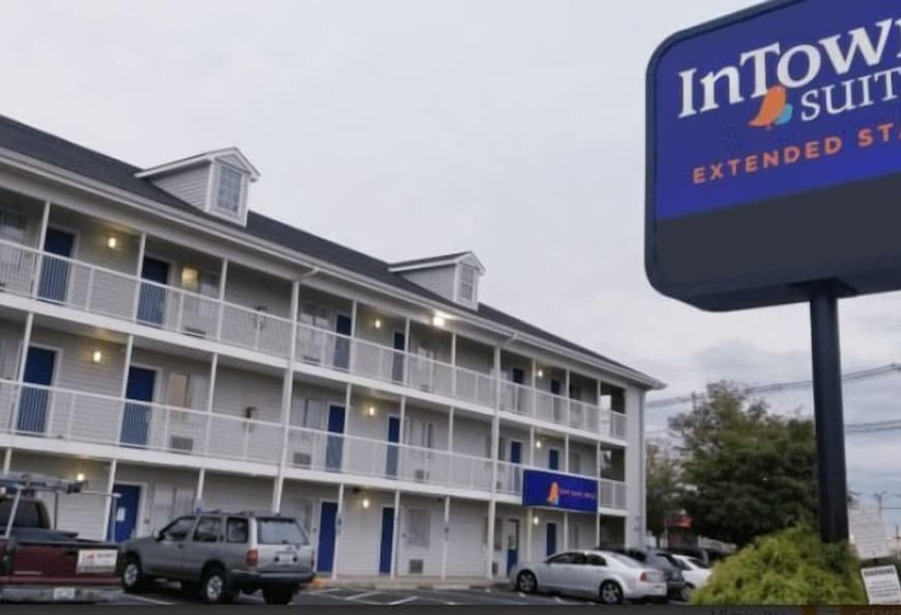 בית מלון כפרי Intown Suites Extended Stay Louisville Ky   Airport