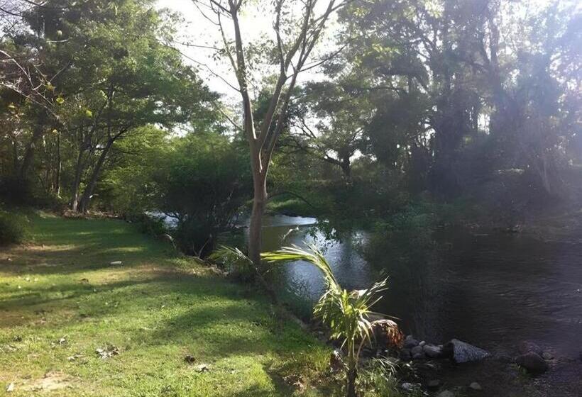 Hotel Ma Kham Forest Resort