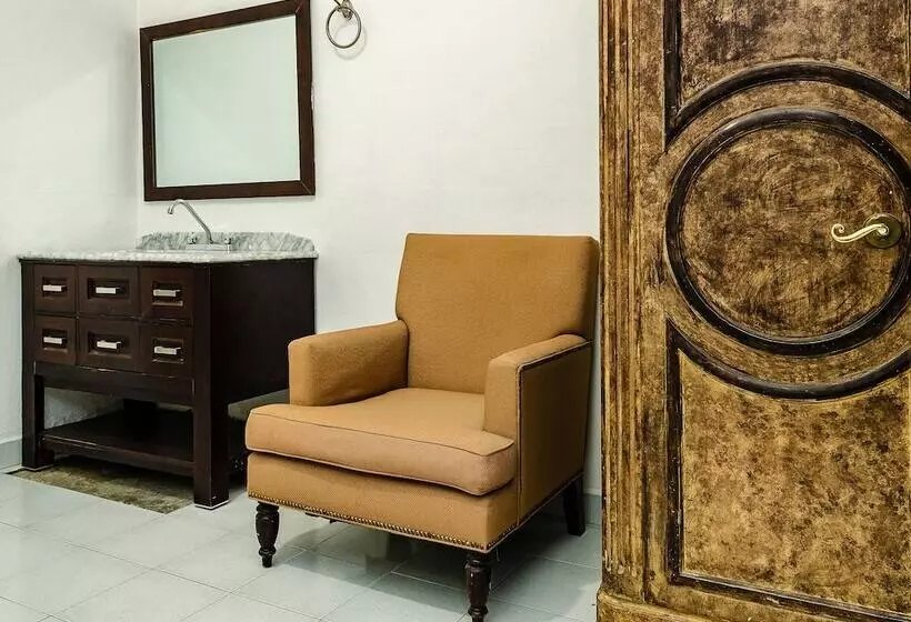 Hotelli Oyo  Cabo Del Sur