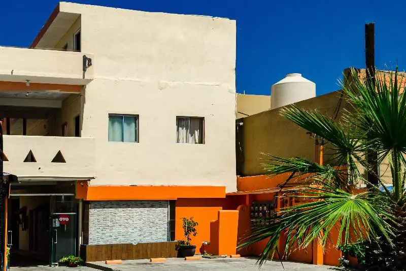 Hotelli Oyo  Cabo Del Sur