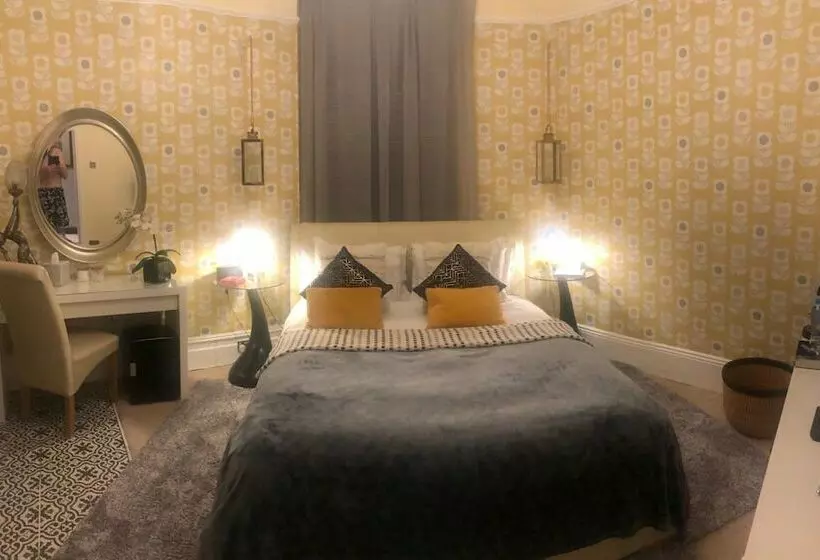 پانسیون Charing Cross Rooms B&b