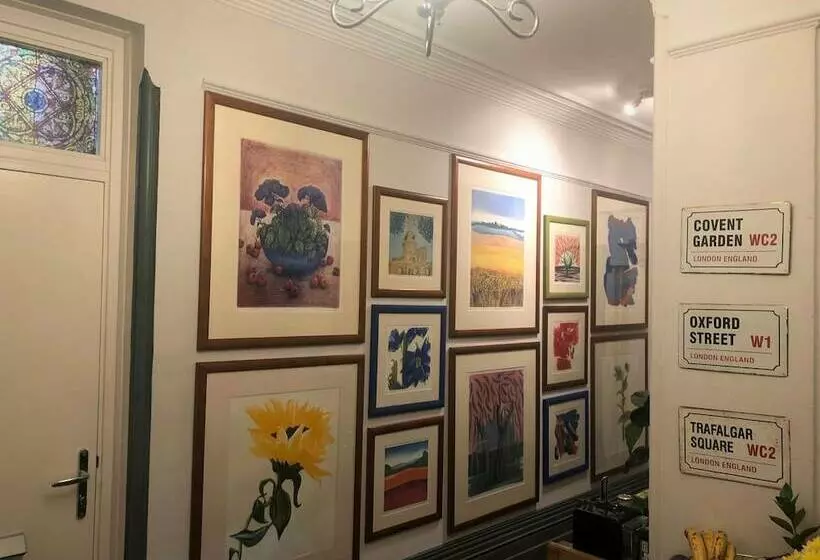 پانسیون Charing Cross Rooms B&b
