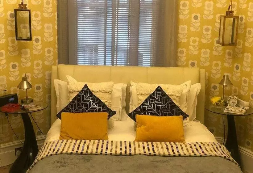 پانسیون Charing Cross Rooms B&b
