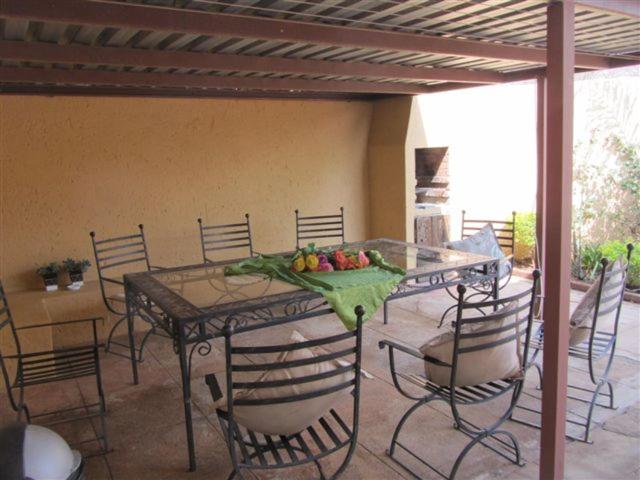 פנסיון Maroela Guesthouse Brits