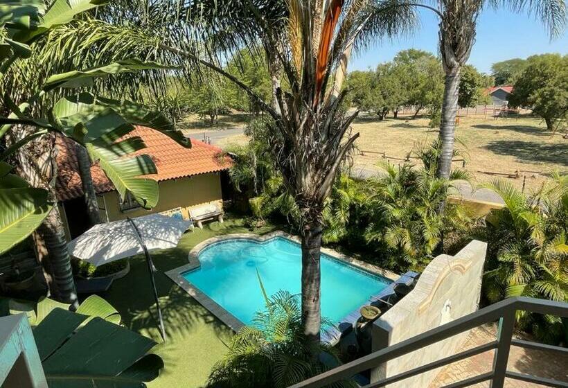 פנסיון Maroela Guesthouse Brits