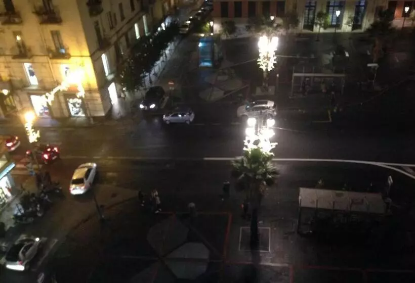 تختخواب و صبحانه La Rosa Dei Venti