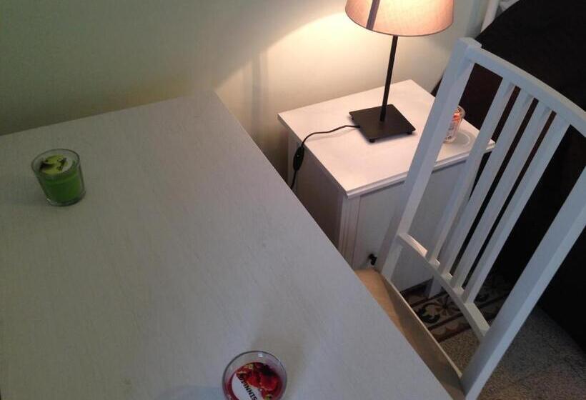 تختخواب و صبحانه La Rosa Dei Venti