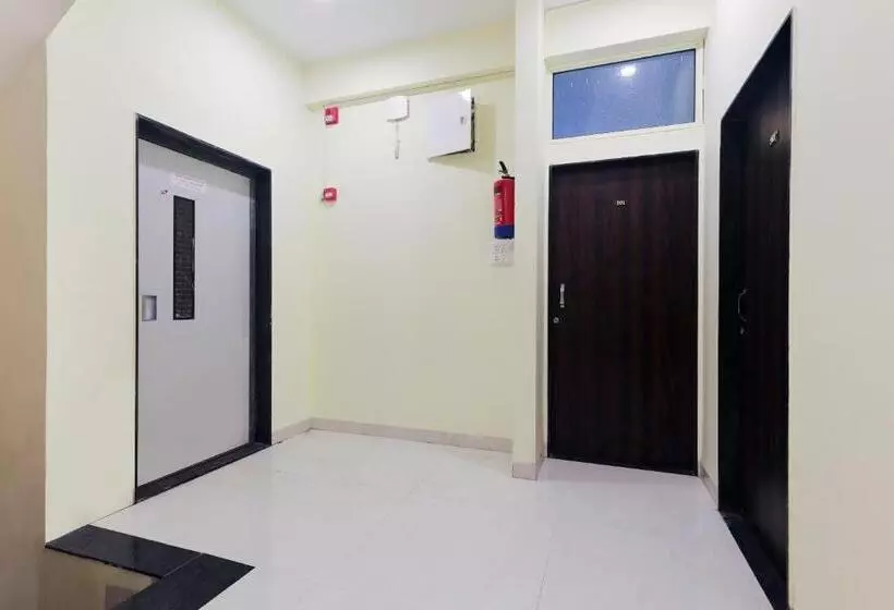 Hotelli Collection O Grand Stay