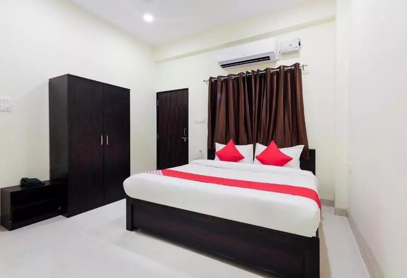 Hotelli Collection O Grand Stay