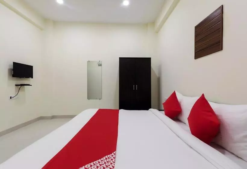 Hotelli Collection O Grand Stay