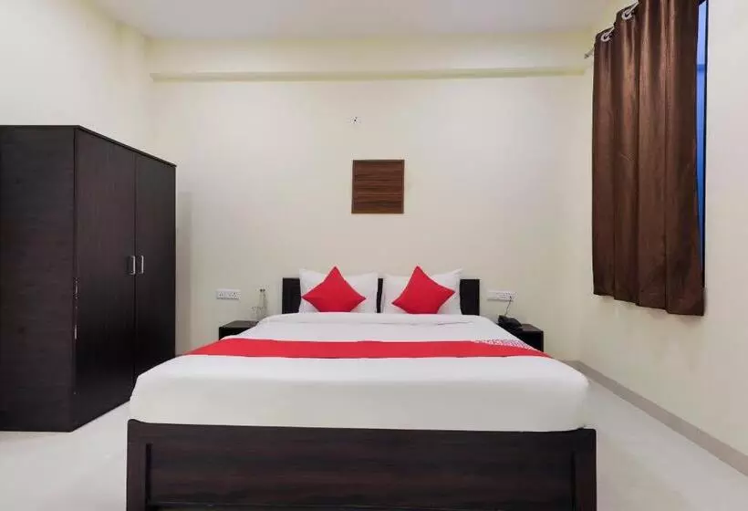 Hotelli Collection O Grand Stay