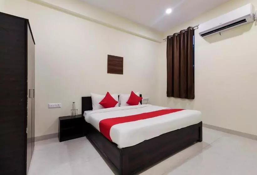 Hotelli Collection O Grand Stay