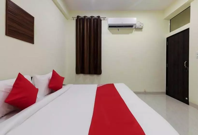 Hotelli Collection O Grand Stay