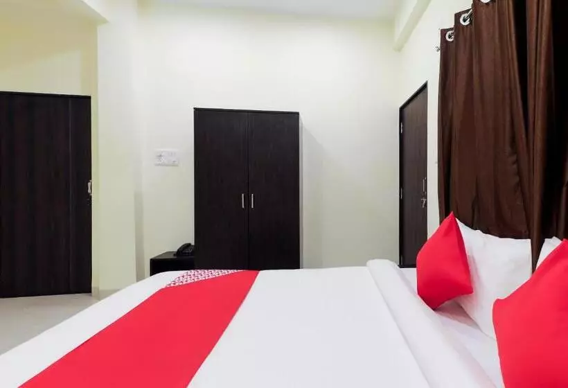 Hotelli Collection O Grand Stay